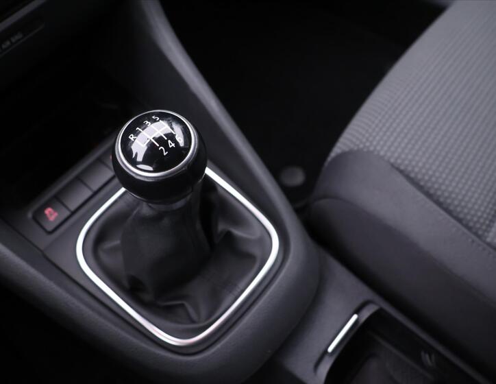Volkswagen Golf 27