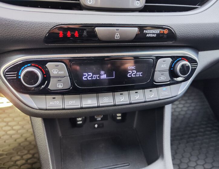 Hyundai i30 21