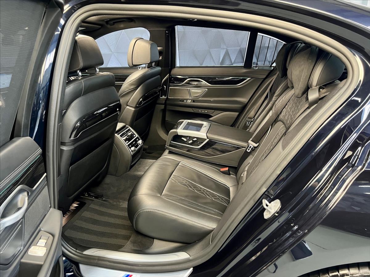 BMW Řada 7