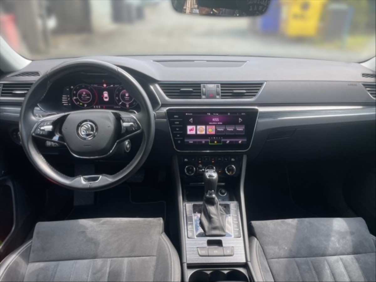 Škoda Superb