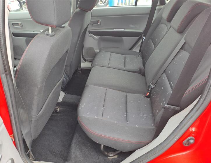 Mazda 2 6