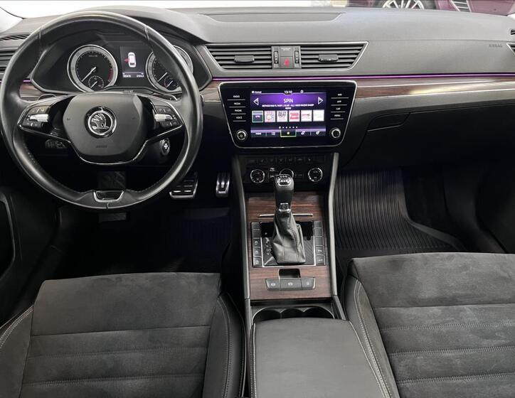 Škoda Superb 5
