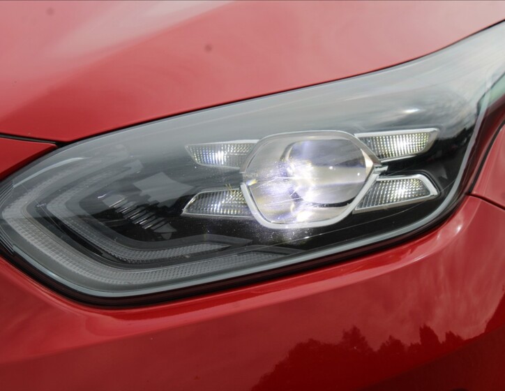 KIA ProCeed 29