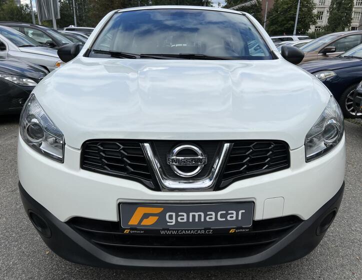 Nissan Qashqai 1