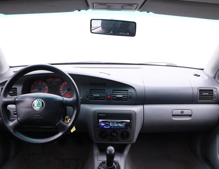 Škoda Octavia 14