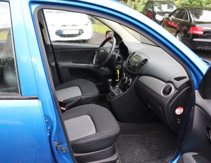 Hyundai i10 9