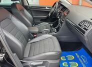 Volkswagen Golf 29