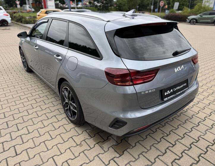 KIA Ceed 5