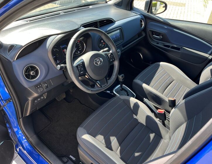 Toyota Yaris 14