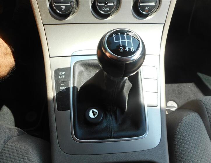 Volkswagen Passat 19
