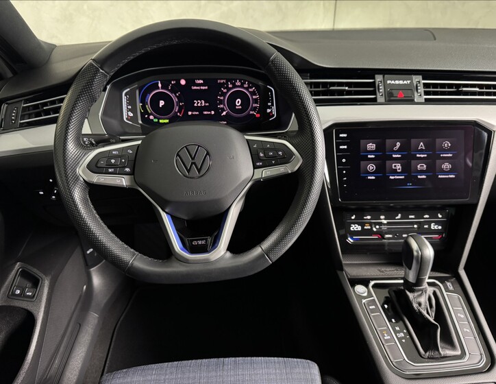 Volkswagen Passat 19