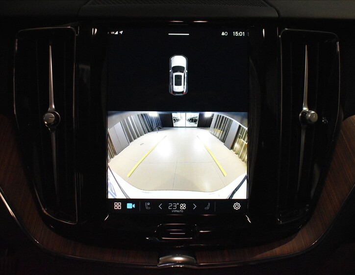 Volvo XC60 32