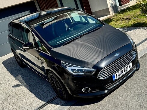 Ford S-MAX