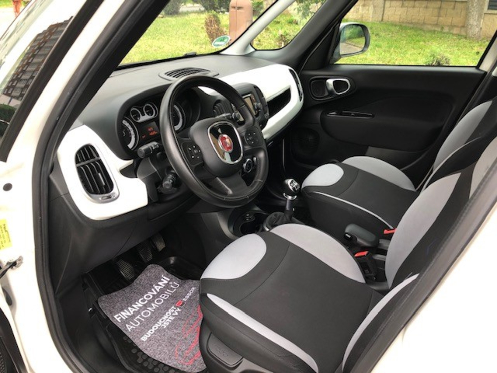 Fiat 500L 24