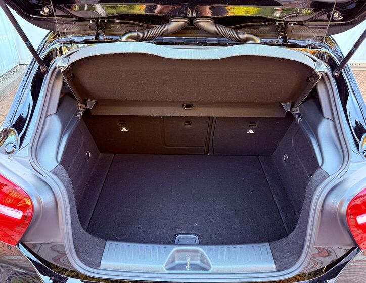Mercedes-Benz Třídy A 10