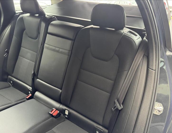 Volvo V60 25