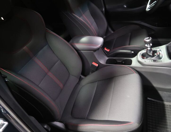 Hyundai i30 13