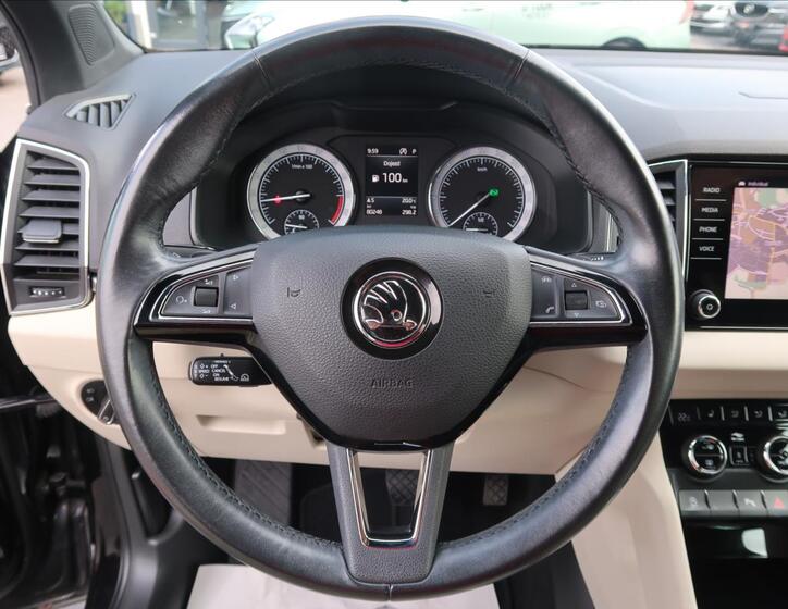 Škoda Karoq 16