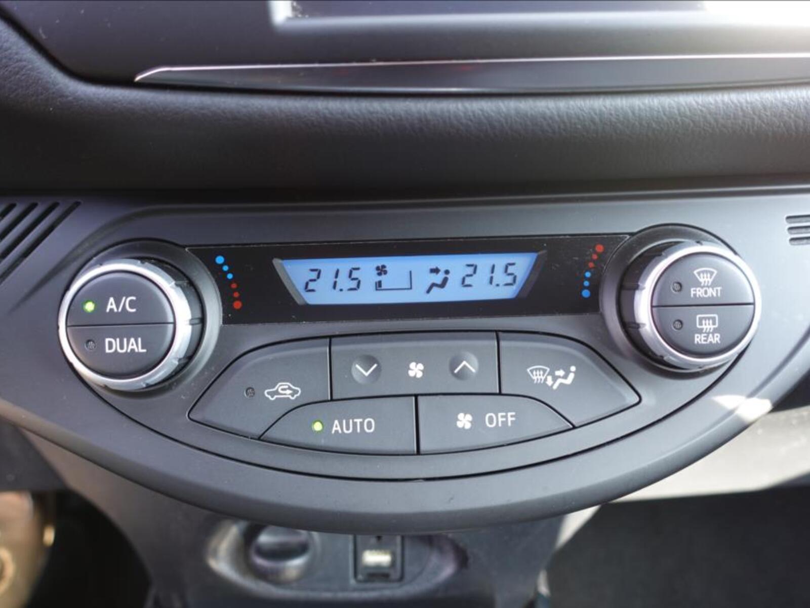 Toyota Yaris 20