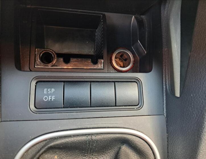 Volkswagen Golf 24