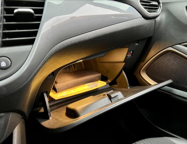 Opel Crossland X 38
