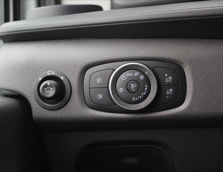 Ford Transit 16