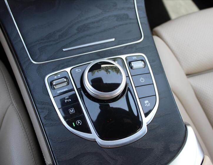 Mercedes-Benz GLC 21