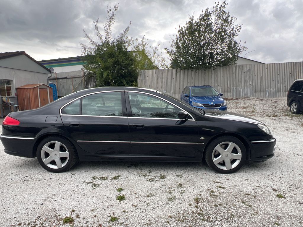 Peugeot 607
