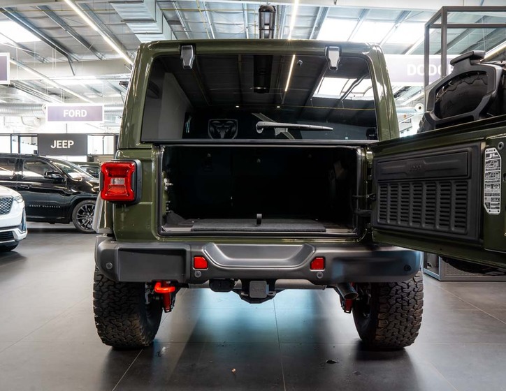 Jeep Wrangler 6