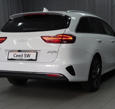 KIA Ceed 8