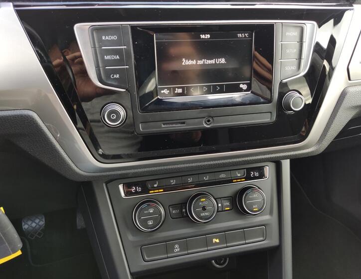 Volkswagen Touran 14