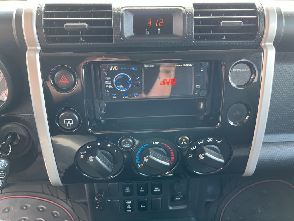 Toyota FJ