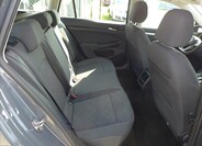 Volkswagen Golf 37