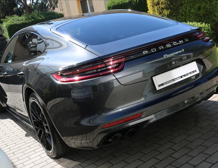 Porsche Panamera 17