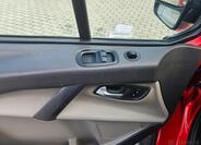 Ford Tourneo Custom 13