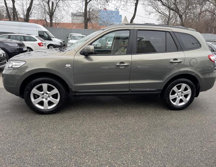 Hyundai Santa Fe 4