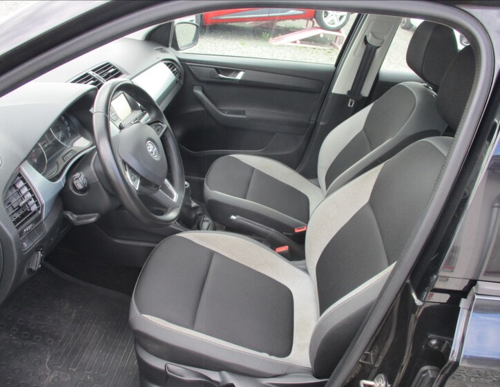 Škoda Fabia 13