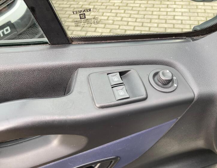 Opel Vivaro 15