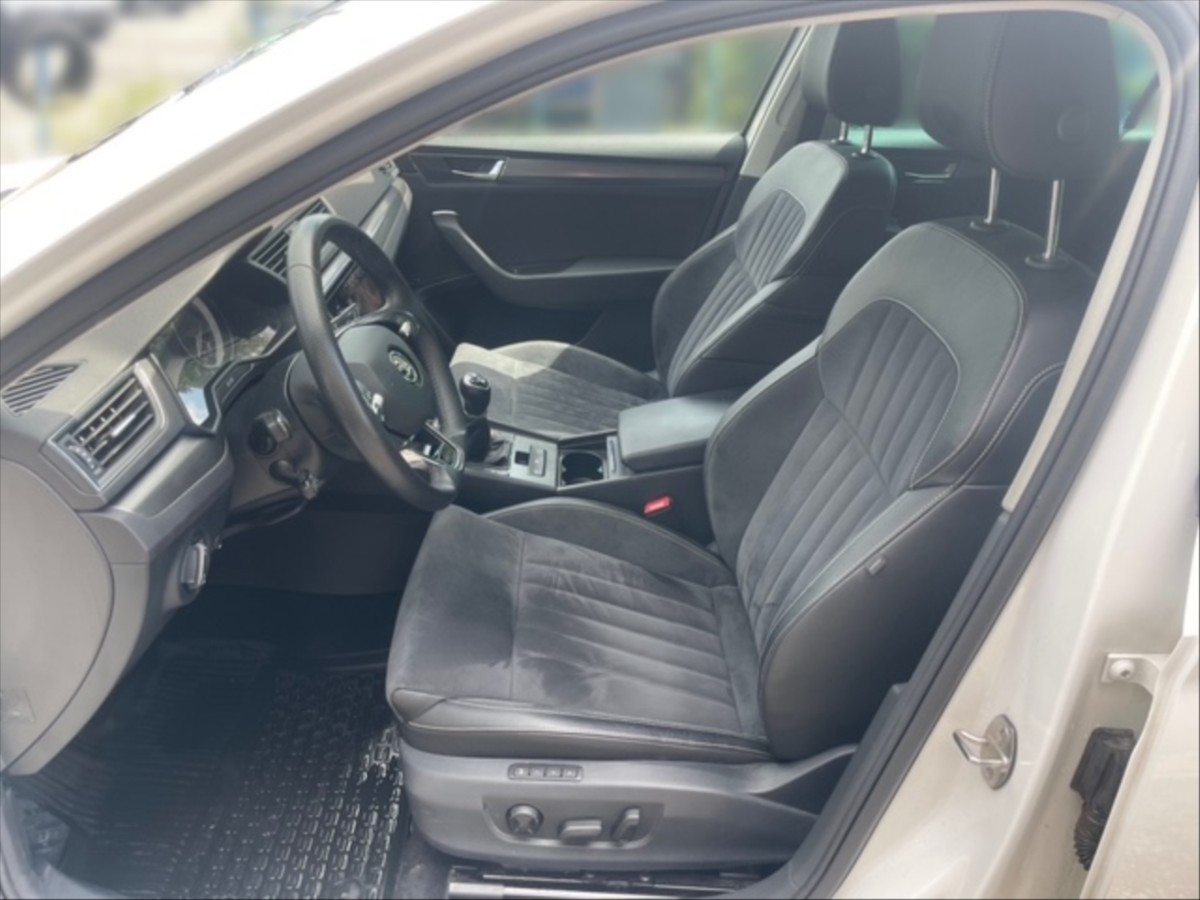 Škoda Superb