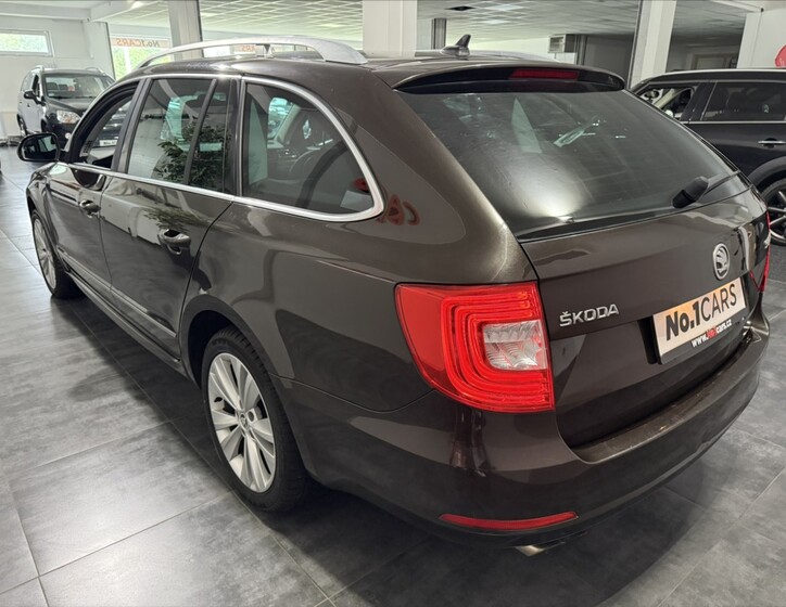 Škoda Superb 4
