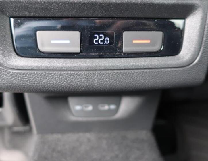 Volkswagen Golf 18