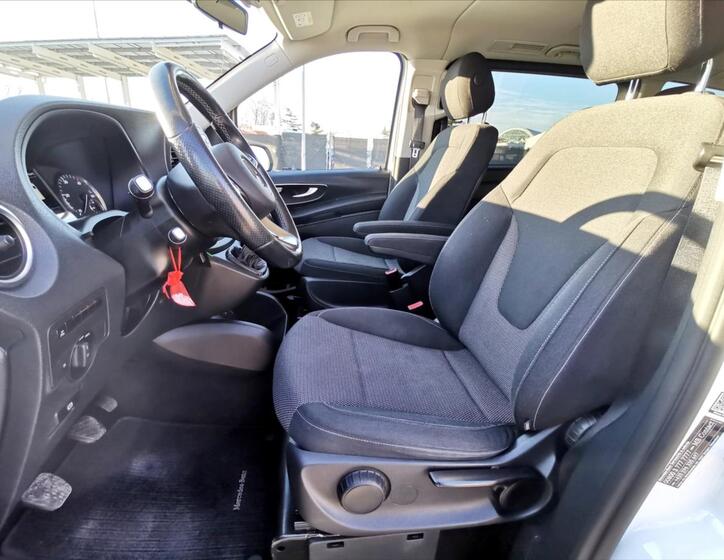 Mercedes-Benz Vito 5