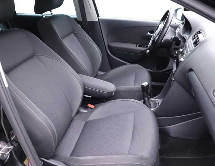 Volkswagen Polo 12