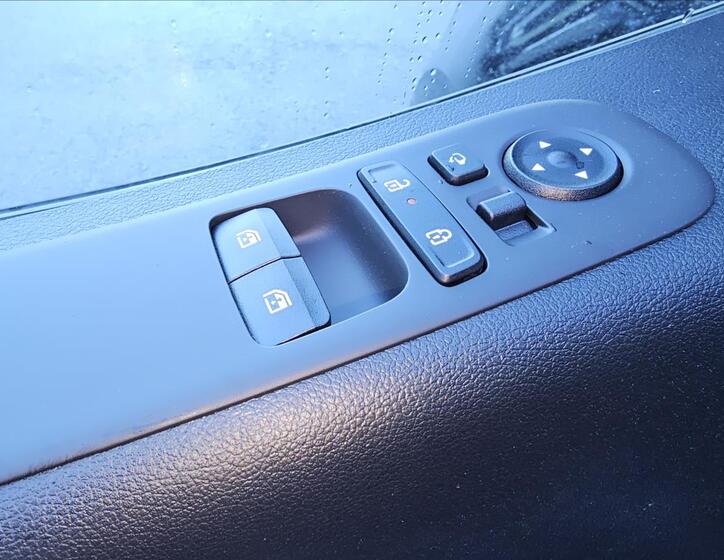 Hyundai Staria 9