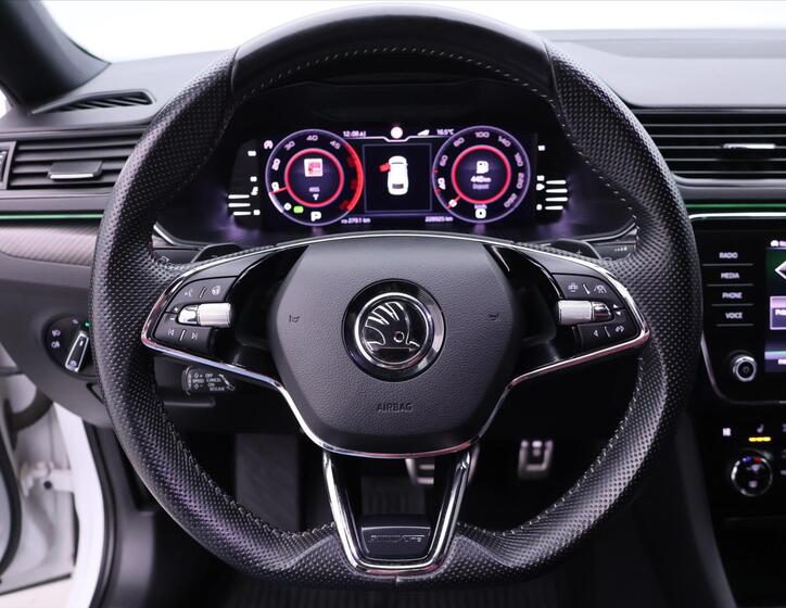 Škoda Superb 19
