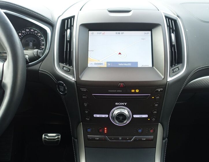 Ford Galaxy 15