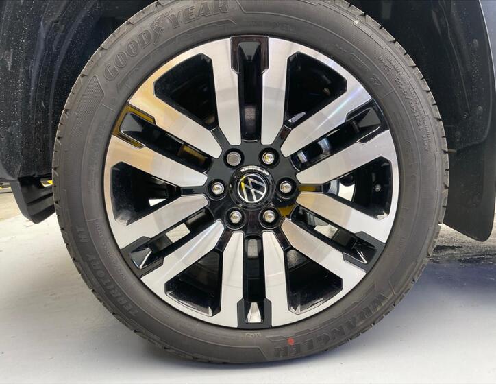 Volkswagen Amarok 13