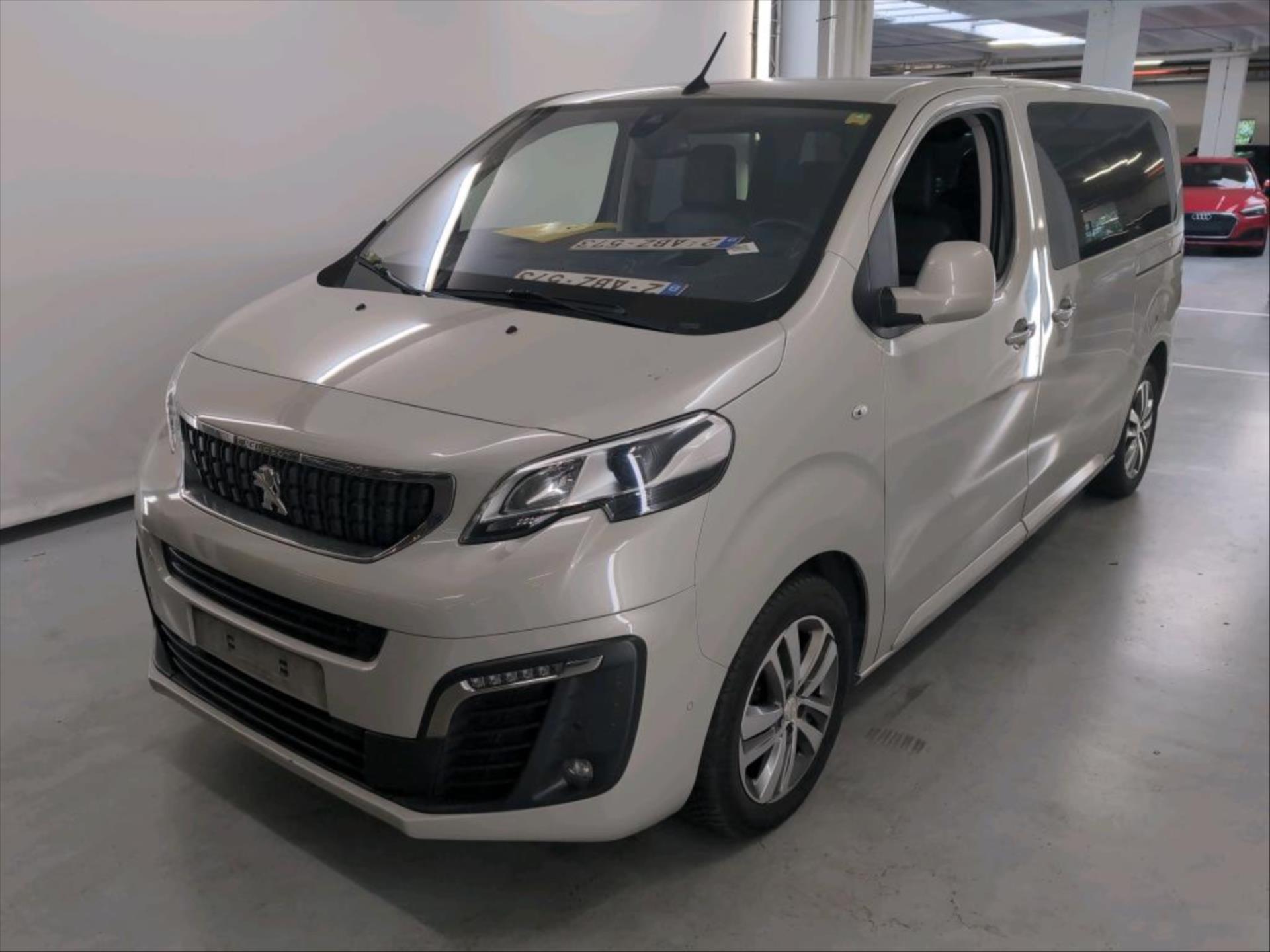 Peugeot Traveller