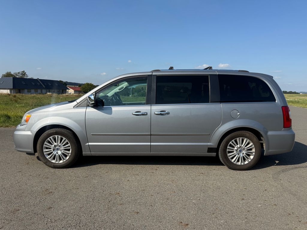 Lancia Voyager