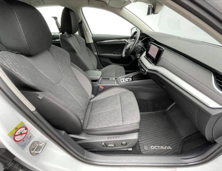 Škoda Octavia 16